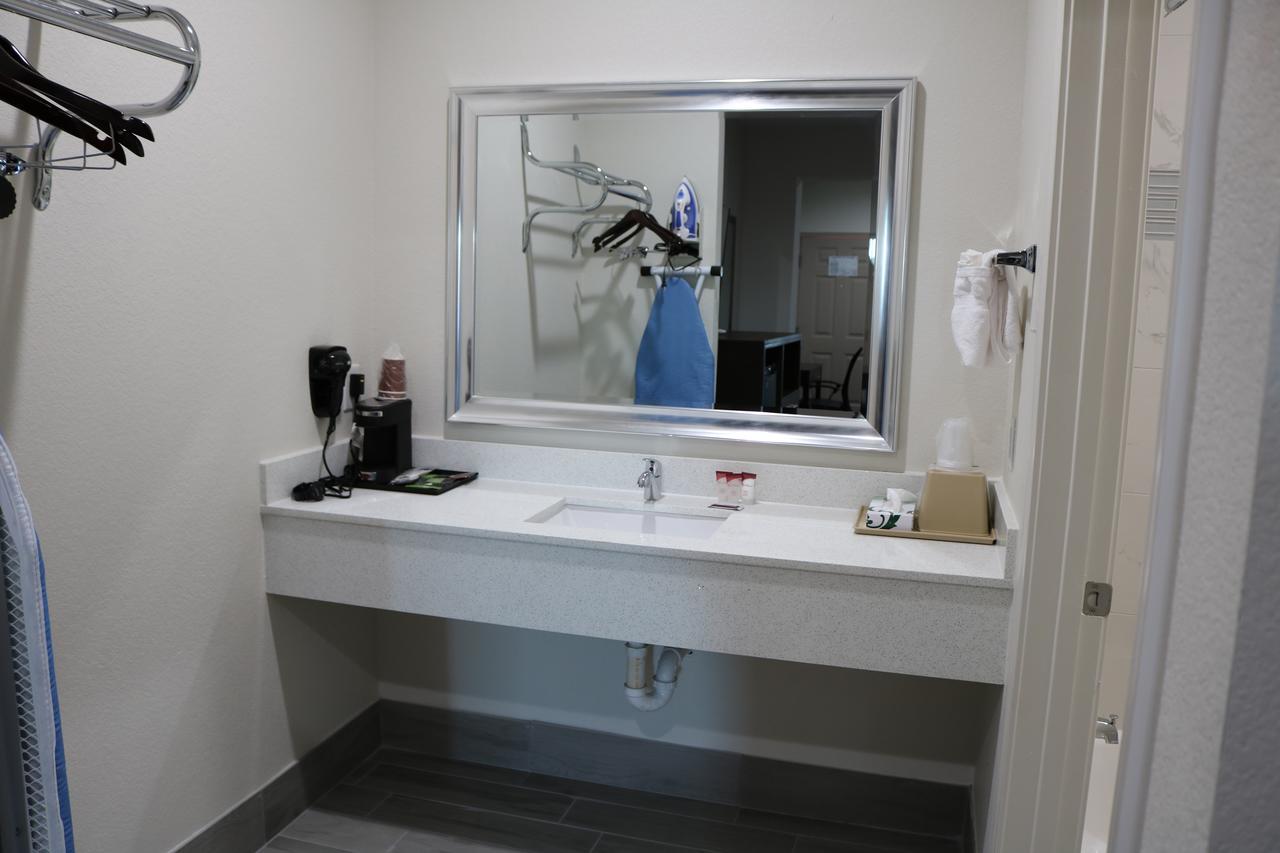 Scottish Inn & Suites - Iah Airport Humble Kültér fotó