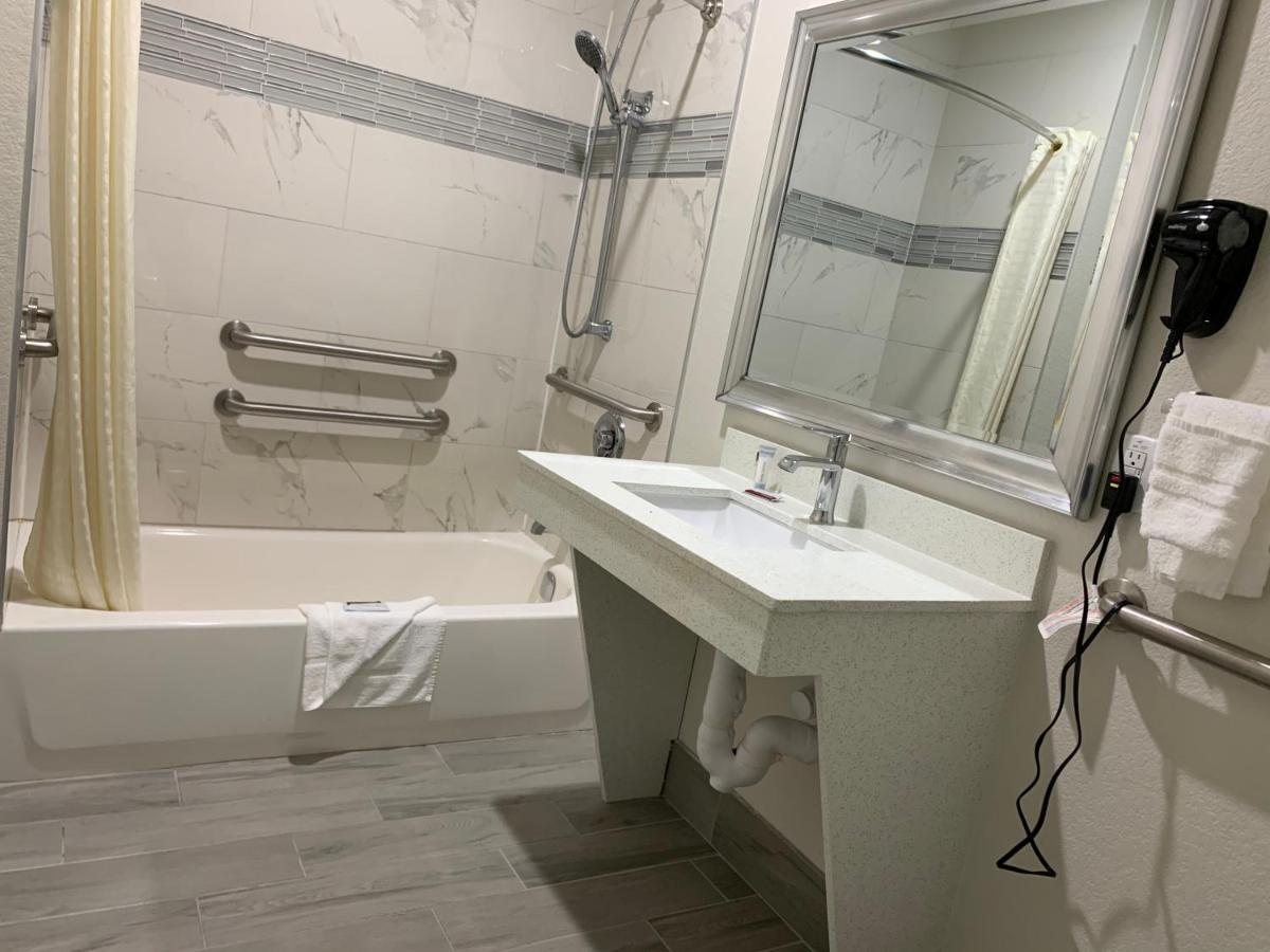 Scottish Inn & Suites - Iah Airport Humble Kültér fotó